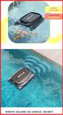 ROBOTS PISCINES  SOLAIRES  POUR LA SURFACE