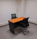 Ensemble: Table de Bureau + Chaise de Bureau