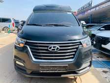 Hyundai starex limousine 2018