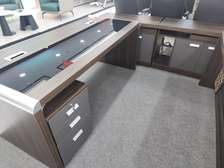 Bureau caisson retour