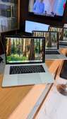 Mac book pro touch bar 2019 i9