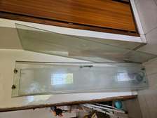 Panneau de verre pour salle de baî