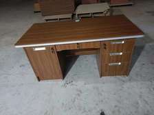 Bureau bois marron clair