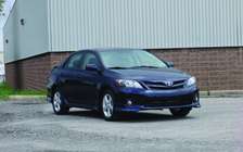 TOYOTA Corolla BLEUE 2012