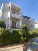 une villa louer mermoz