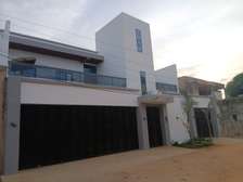 VILLA À LOUER – THIÈS