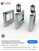 Portail automatique avec barrière pivotante