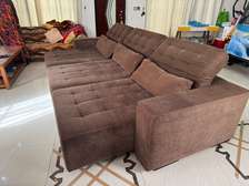Canapé convertible marron tissu avec coussins inclus
