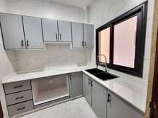 Bel appartement moderne à Ouest Foire