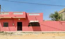 VILLA DE RÊVE À VENDRE E À THIÈS – DERNIÈRE OPPORTUNITÉ !