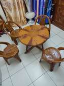 Ensemble de table et chaises de jardin