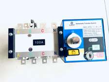 Disjoncteur industriel 100A robuste et fiable