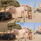 UN TERRAIN DE 300m2 À VENDRE