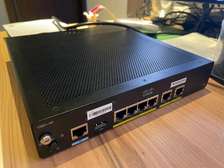 Routeur Cisco ISR 900