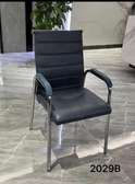 Chaise visiteur solide