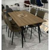 Table à manger+ 4chaises