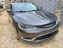 Chrysler 200