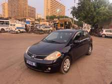 Nissan versa 2010