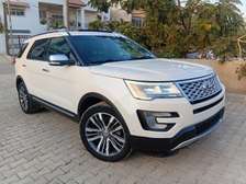 Ford Explorer Platinium