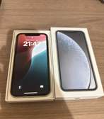 🔥 iPhone XR 128GB + AirPods Pro 2 offerts