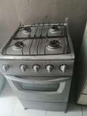 Cuisinière de 4 feu et four en bon état