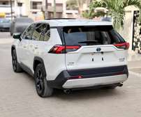 Rav 4  automatique 2021 Hybride à vendre.