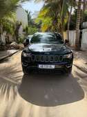 Jeep grand Cherokee laredo sport 2020
