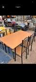 Table à manger 4 chaises