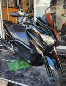 A vendredi Yamaha Xmax 125cm3