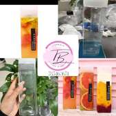 Bouteilles de jus de boisson