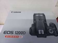 Canon eos 12oo d 18/55mm