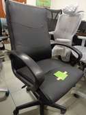 Chaise bureau ergonomique noir similicuir 360°