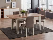 TABLE A MANGER 4 PLACES