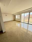À VENDRE – Appartement F4 de bon standing aux Almadies