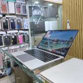 Macbook pro 14" M2 pro 512Go Ram 16 AZERTY