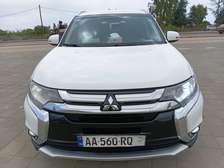 Mitsubishi Outlander 7places 2016