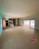 Villa neuve en rés à vendre à Nguerigne