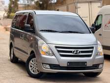 HYUNDAI STAREX 🔘 Année :   2017