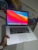 MACBOOK PRO