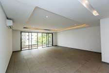 Appartement F4 - Haut Standing