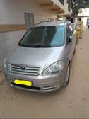 Toyota avensis verso 7 places