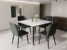 Table a manger 4 place