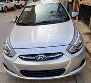 Hyundai Accent Se Venant