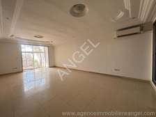 Ref_2931_GL  Appartement à louer à fenêtre Mermoz