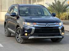 Mitsubishi Outlander SEL 7 places 4 cylindres