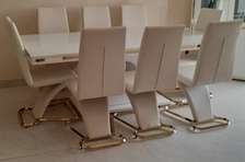 Table a manger + 8chaises
