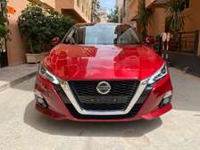 Nissan Altima platinum AWD 2020