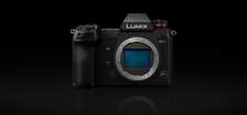 PANASONIC LIMIX DC-S1R Lumix S 24-105mm f/4