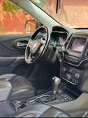 jeep cherokee 2019
