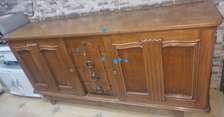 Meuble en bon bois très lourd